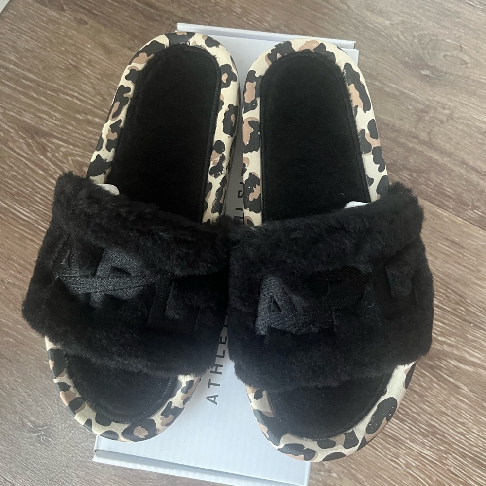 APL‎ Women’s Shearling Slides Black Leopard Shearling Fuzzy size  6 new in box